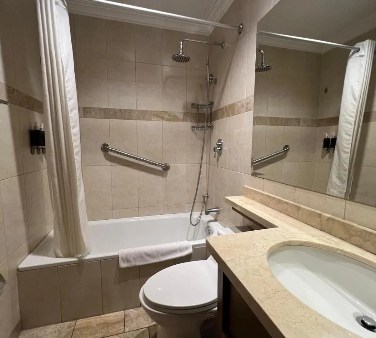 Kintu Plaza Hospedaje Cuenca Otel